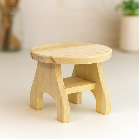 Runder Miniaturtisch aus Holz natur 7x6cm – Wichtelwelt, Puppenhaus, Diorama