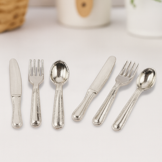 Miniatur Besteck 12-teilig aus Metall, ca. 2cm – Zubehör für Wichtelwelt, Puppenhaus und Diorama