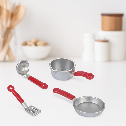 Miniatur Küchen-Set 4-teilig in rot-silber aus Kunststoff, Zubehör für Wichtelwelt, Puppenhaus und Diorama
