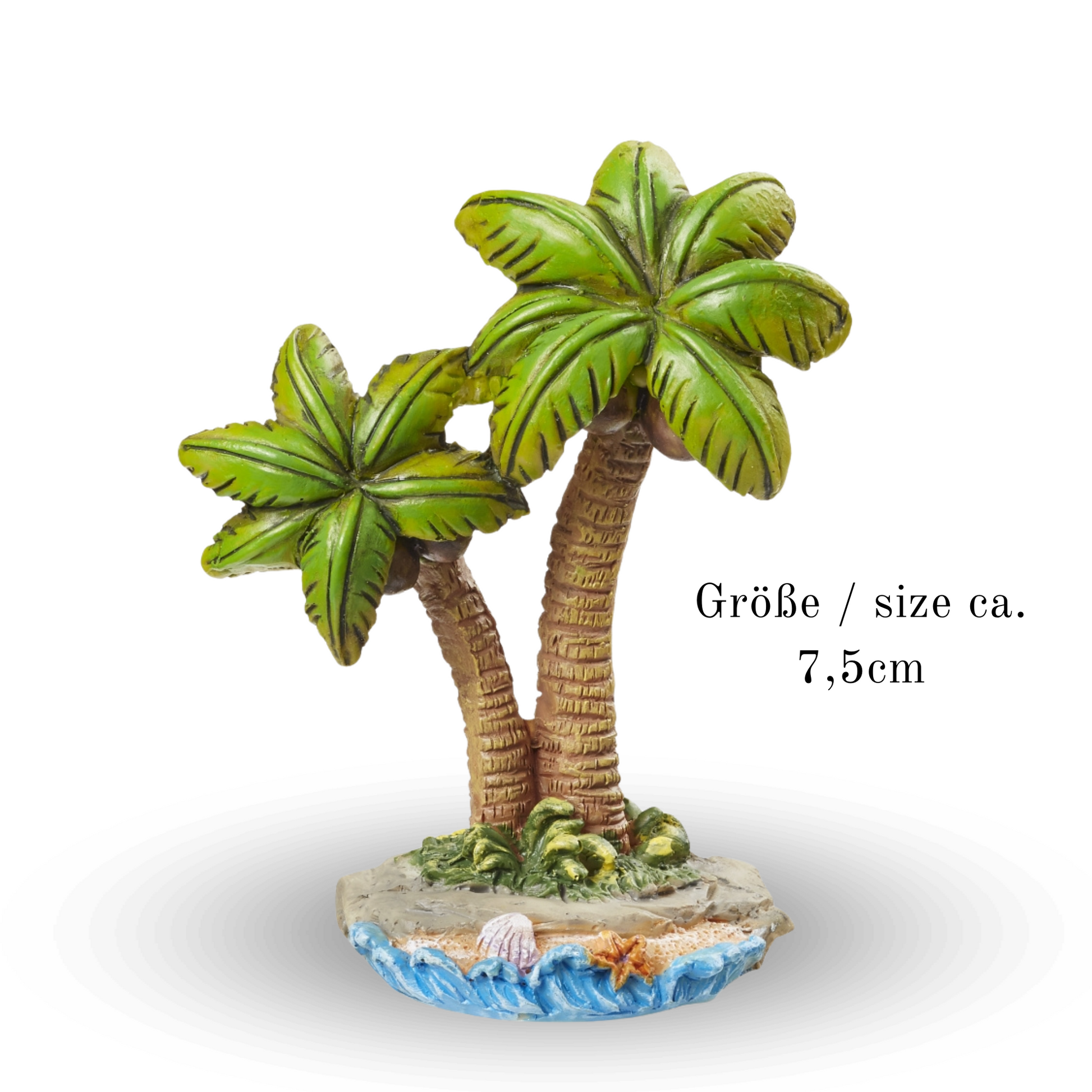 Mini Palmen in der Karibik im maritimen Design. Dekofigur Maritim als Wichtel Zubehör aus Polyresin. Als Deko Figur Tischdekoration oder zum basteln als Bastelmaterial. Minideko zum dekorieren von einem Reisegutschein.

Miniatur Palme ca. 7,5cm groß
Südseepalme am Meer

Mini Dekopalme klein aus Polyresin
Puppenbedarf / Modellbedarf

Strandpalmen für Nordsee oder Ostsee Urlaub , Angler , Seefahrer , Schifffahrt zum dekorieren von einem Gutschein / Urlaubsgutschein.
