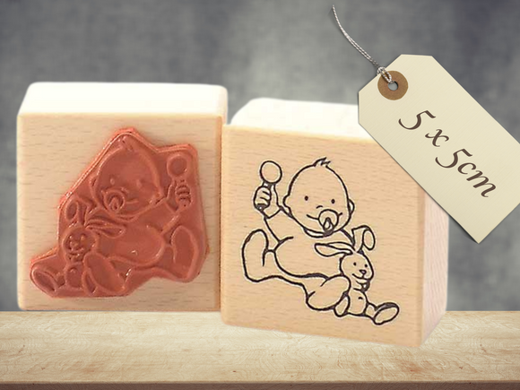 Stempel Baby mit Rassel und Hase